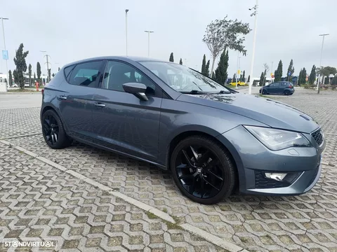 SEAT Leon 2.0 TDI DPF S&S FR