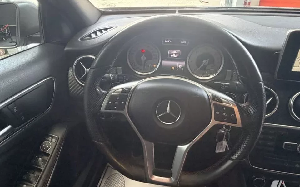MERCEDES-BENZ Clase A A 200CDI BE AMG Line 7G-DCT