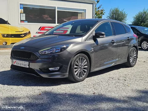 Ford Focus 1.0 EcoBoost ST-Line