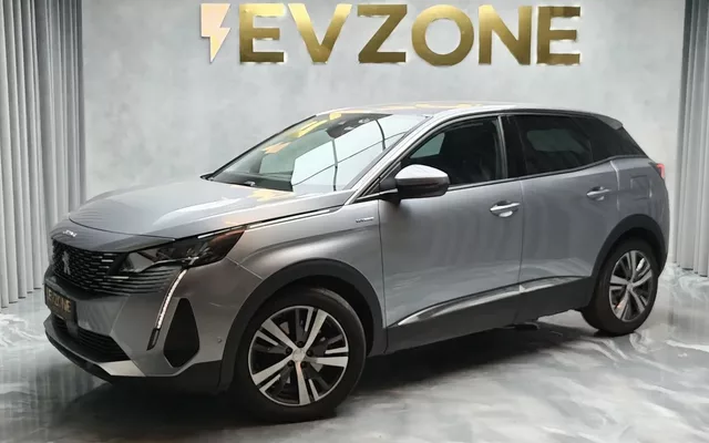 Peugeot 3008 1.6 Hybrid Allure Pack e-EAT8