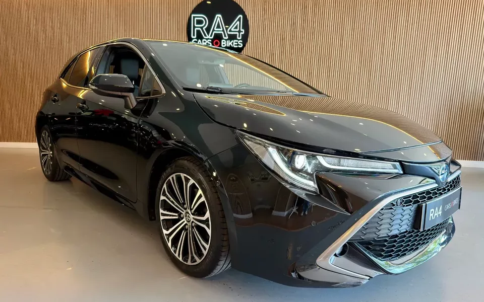 Toyota Corolla 1.8 Hybrid Exclusive