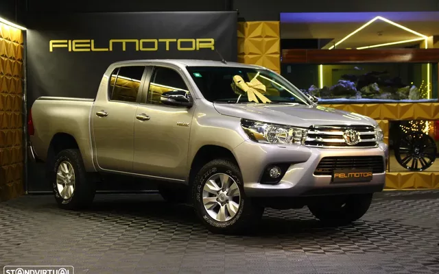Toyota Hilux 2.4 D-4D 4WD Tracker