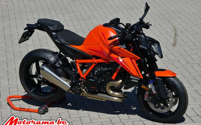 KTM 1390 Super Duke R EVO