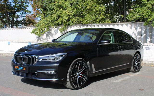 BMW SERIA 7 2018