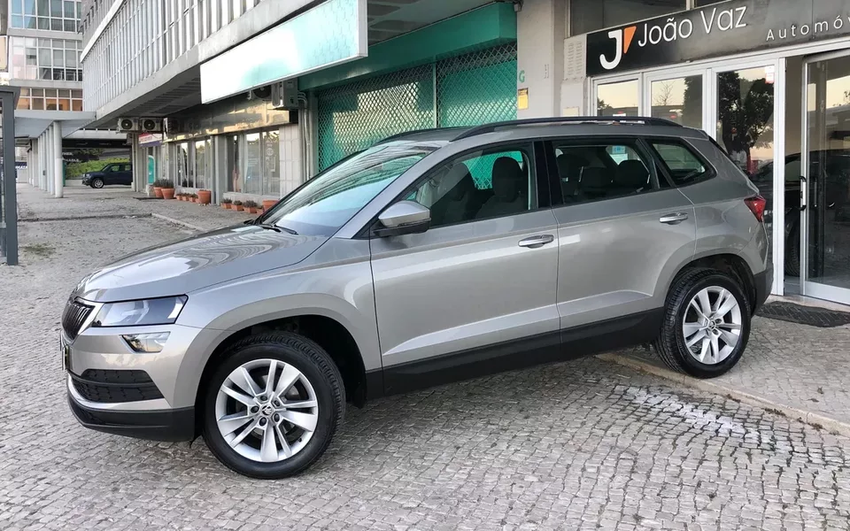 Skoda Karoq 1.0 TSI Ambition DSG