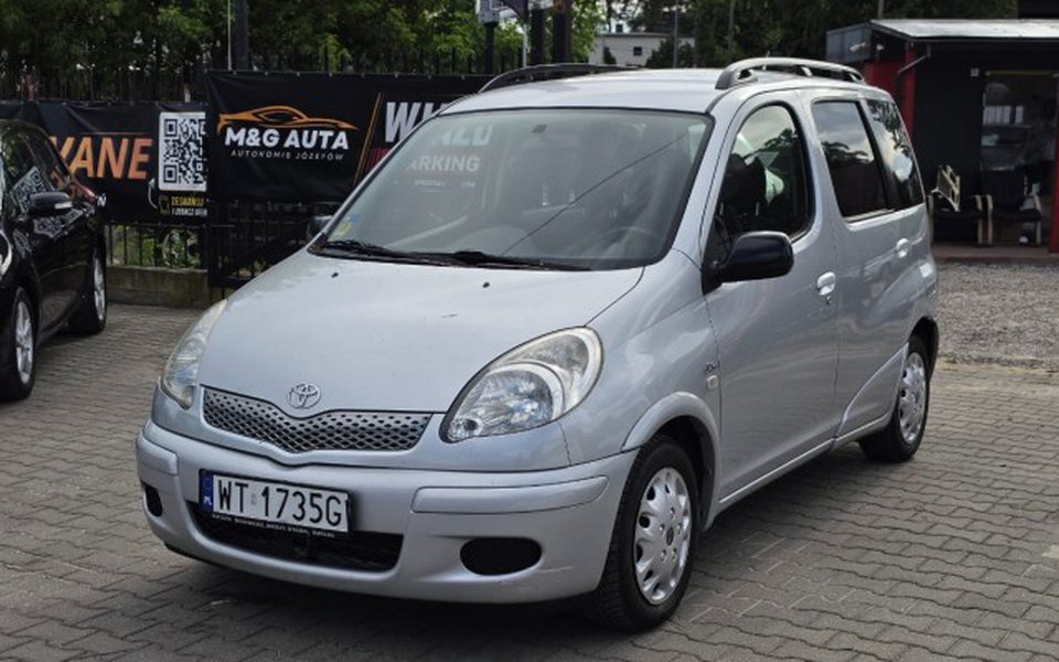 Toyota Yaris Verso