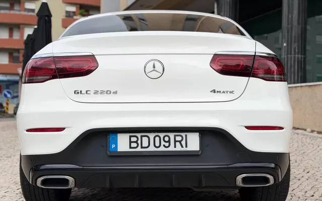 Mercedes-Benz GLC 220 d 4Matic 9G-TRONIC AMG Line