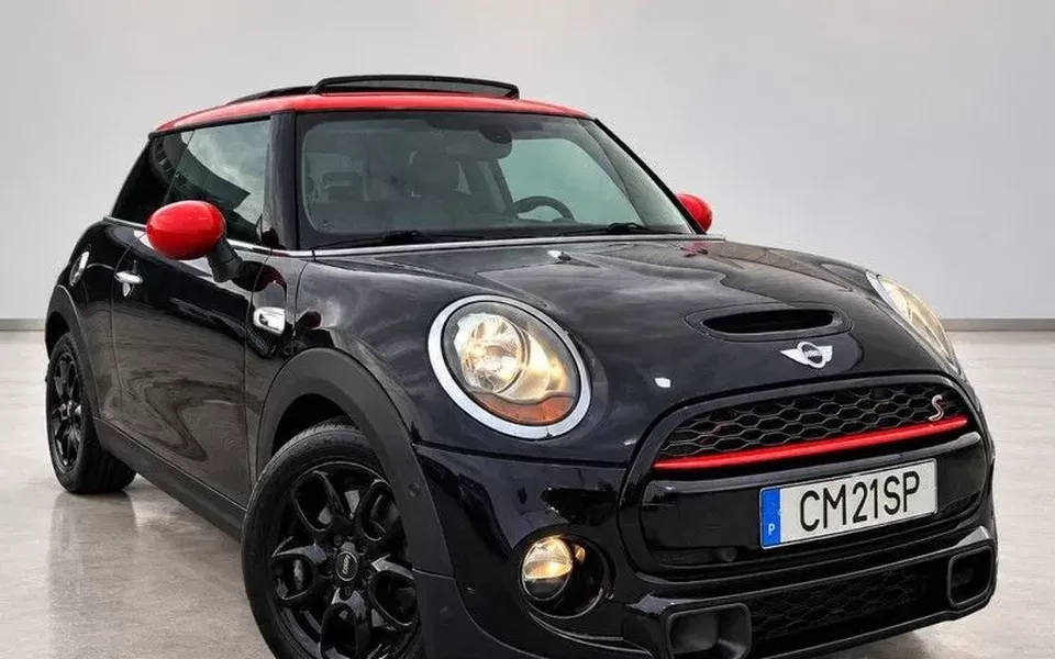 MINI 3 Portas Cooper S Sport Aut.