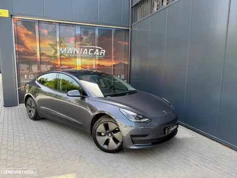 Tesla Model 3 Standard Range Plus RWD