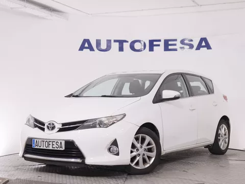 Toyota Auris 1.4 D-AD LIVE 90CV 5P # CAMARA TRASERA