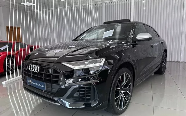AUDI Q8 50 TDI 210kW Black Line Plus quattro tip