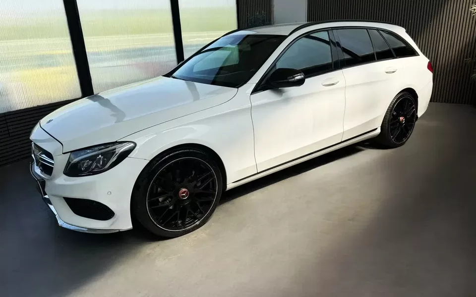 Mercedes-Benz C 220 (BlueTEC) d Station 7G-TRONIC AMG Line