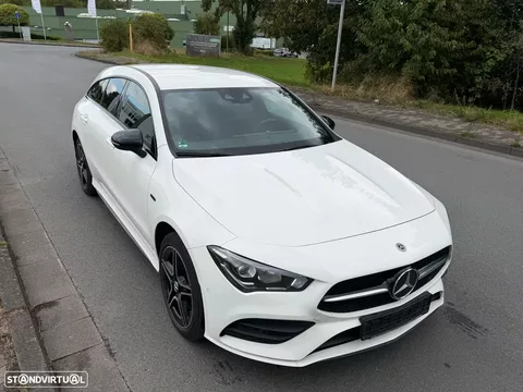 Mercedes-Benz CLA 250 e Shooting Brake AMG Line
