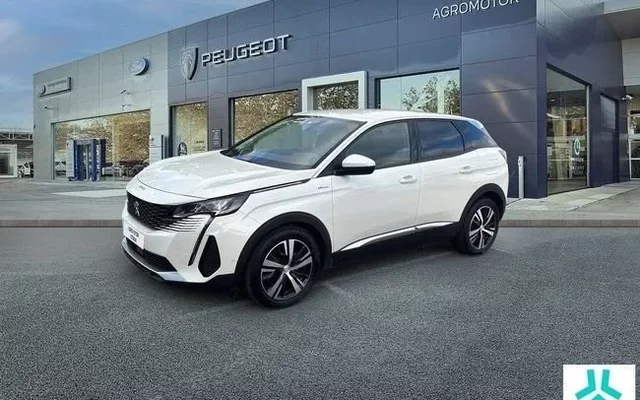 PEUGEOT 3008 225 e-EAT8 Allure