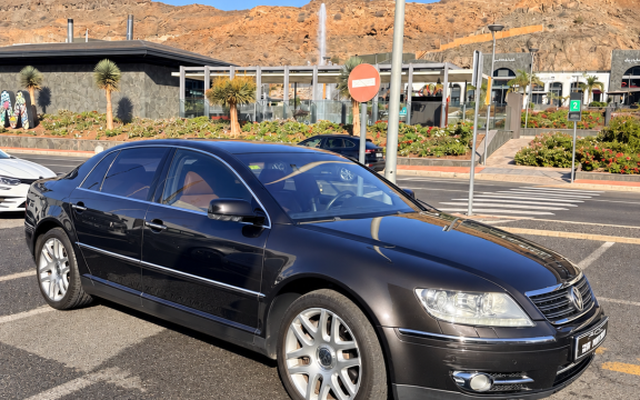 VOLKSWAGEN Phaeton Phaeton 3.0TDI V6 4pl. 240 DSG