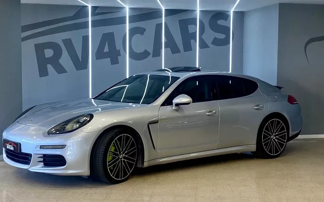 Porsche Panamera S Hybrid J19