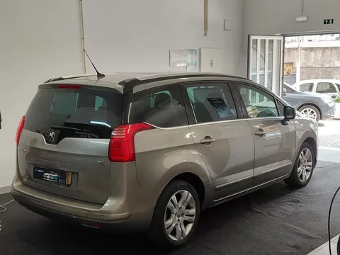 Peugeot 5008 1.6 HDi Sport