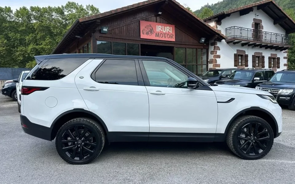 LAND-ROVER Discovery Discovery 3.0D I6 SE Aut. 300