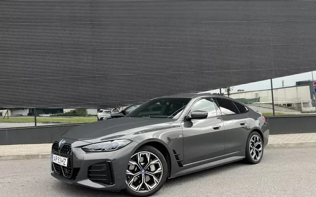 BMW i4 eDrive40 Pack Desportivo M