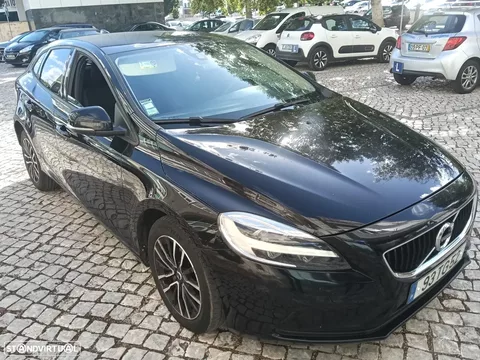 Volvo V40 2.0 D2 Momentum Eco