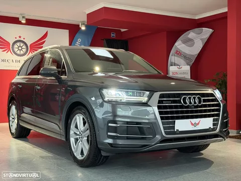 Audi Q7 3.0 TDI quattro S-line Tiptronic 7L
