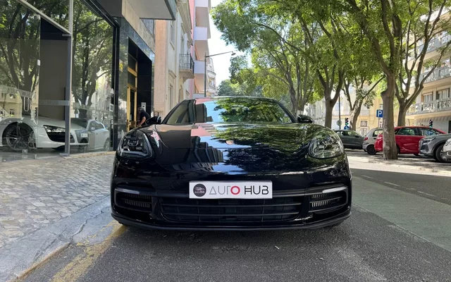 Porsche Panamera 4 E-Hybrid