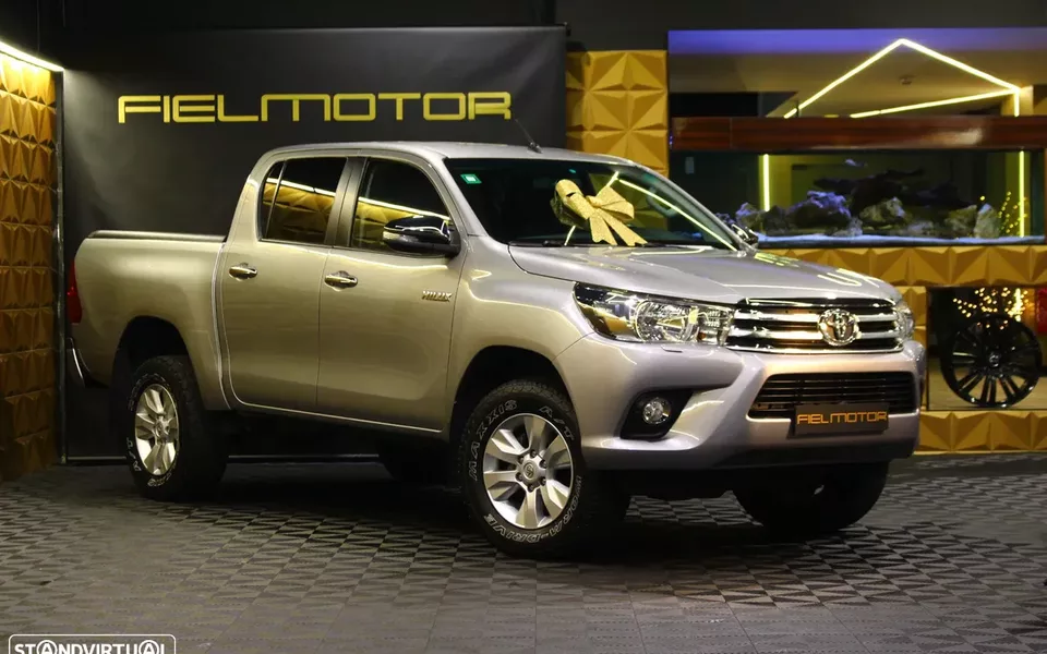Toyota Hilux 2.4 D-4D 4WD Tracker