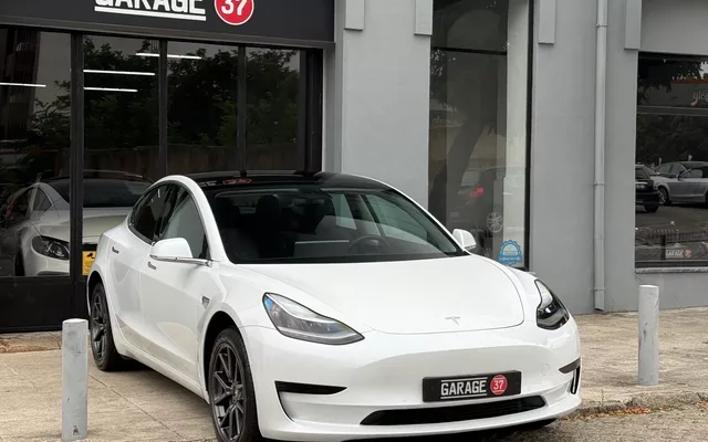Tesla Model 3 Standard RWD Plus