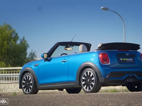 MINI Cabrio Cooper S Premium Classic Auto