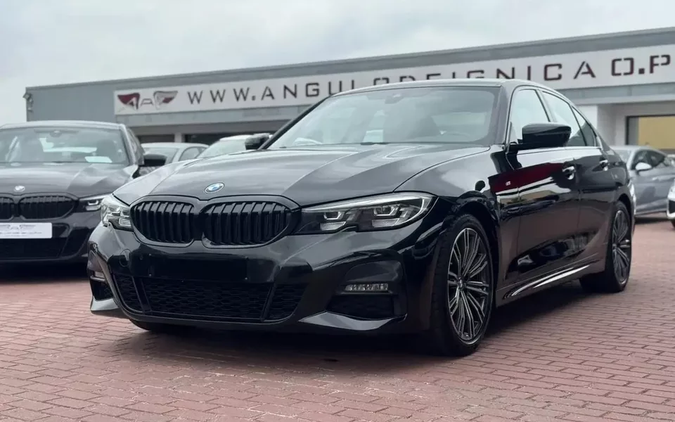 BMW 318 d Pack M