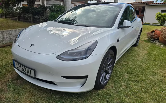 Tesla Model 3 Standard Range Plus RWD