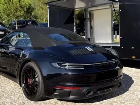 Porsche 911 (992) Carrera 4 GTS PDK