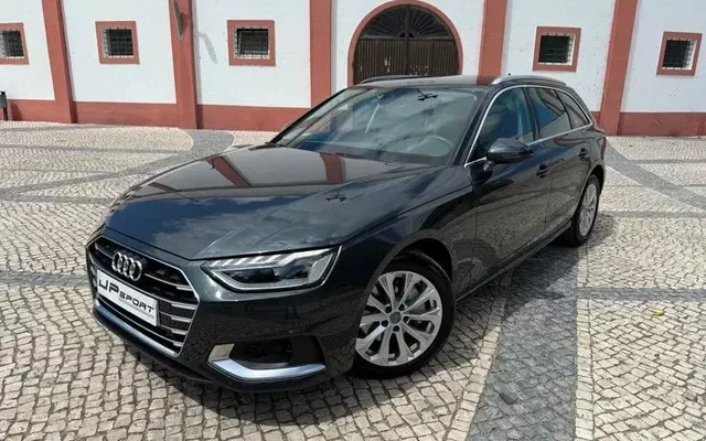 Audi A4 Avant 40 TDI Advanced S tronic