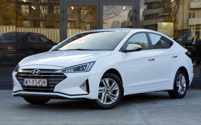 Hyundai ELANTRA 2019