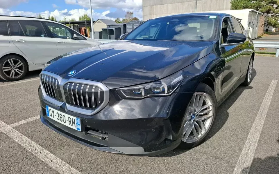 BMW 530
