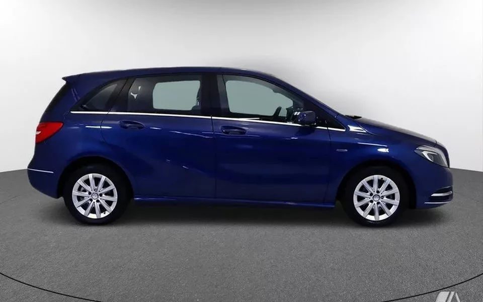 MERCEDES-BENZ Clase B B-CLASS 180 CDI BLUE EFFICIENCY 5P