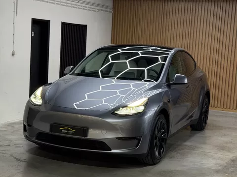 Tesla Model Y Long Range Dual Motor AWD