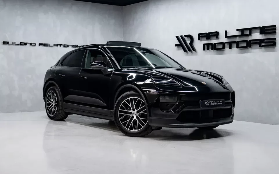 Porsche Macan Electric