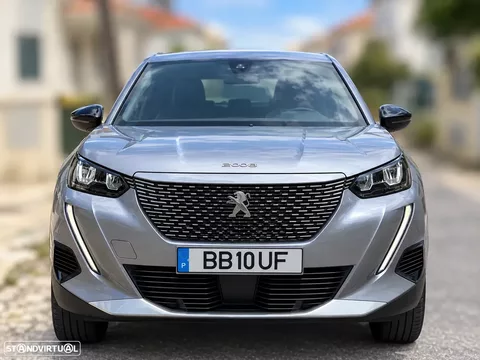 Peugeot e-2008