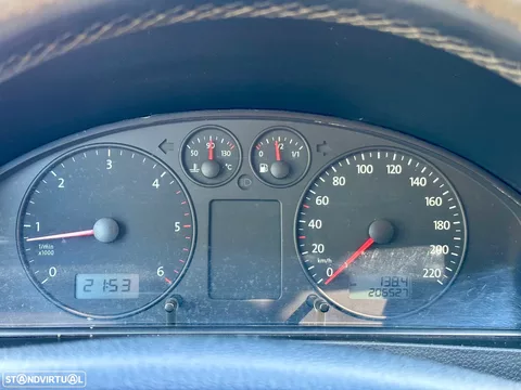 VW Caravelle 2.5 TDi Extra AC 9L