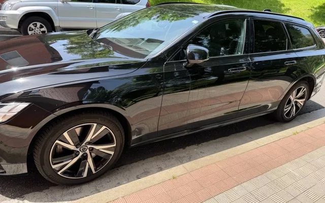 VOLVO V90 V90 B4 R-Design Aut.