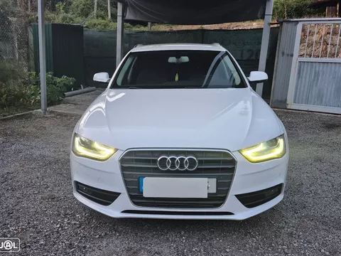 Audi A4 Avant 2.0 TDI DPF multitronic S line Sport Pack