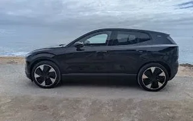 Volvo EX30 69 kWh Single Motor Extended Range Ultra