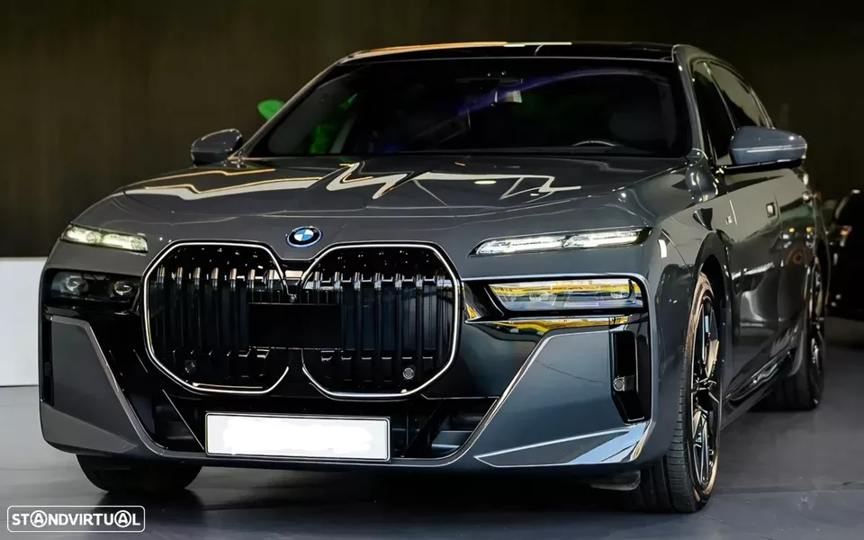 BMW i7 xDrive60 Pack Desportivo M Pro
