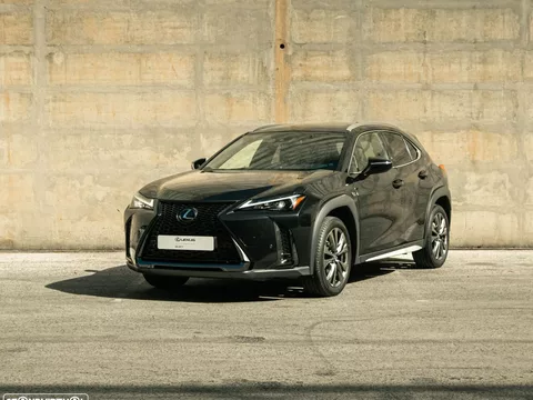 Lexus UX 250h Sport (Ecrã 12.3)