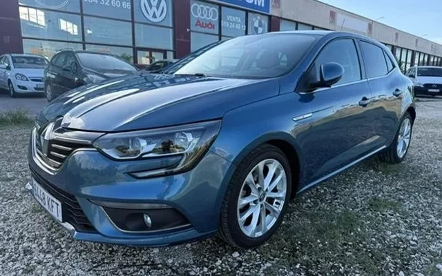RENAULT Mégane Berlina Zen Energy TCe 97 kW