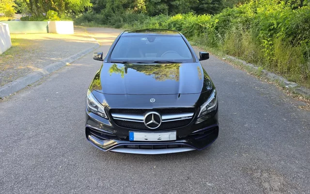 Mercedes-Benz CLA 45 AMG