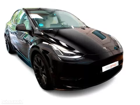 Tesla Model Y Performance Dual Motor AWD