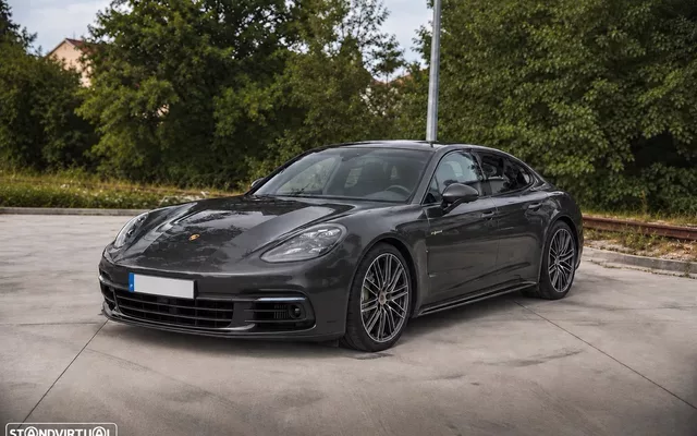 Porsche Panamera 4 E-Hybrid Executive