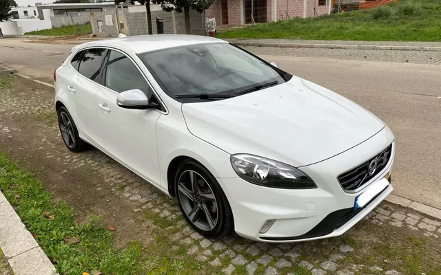 Volvo V40 1.6 D2 R-Design